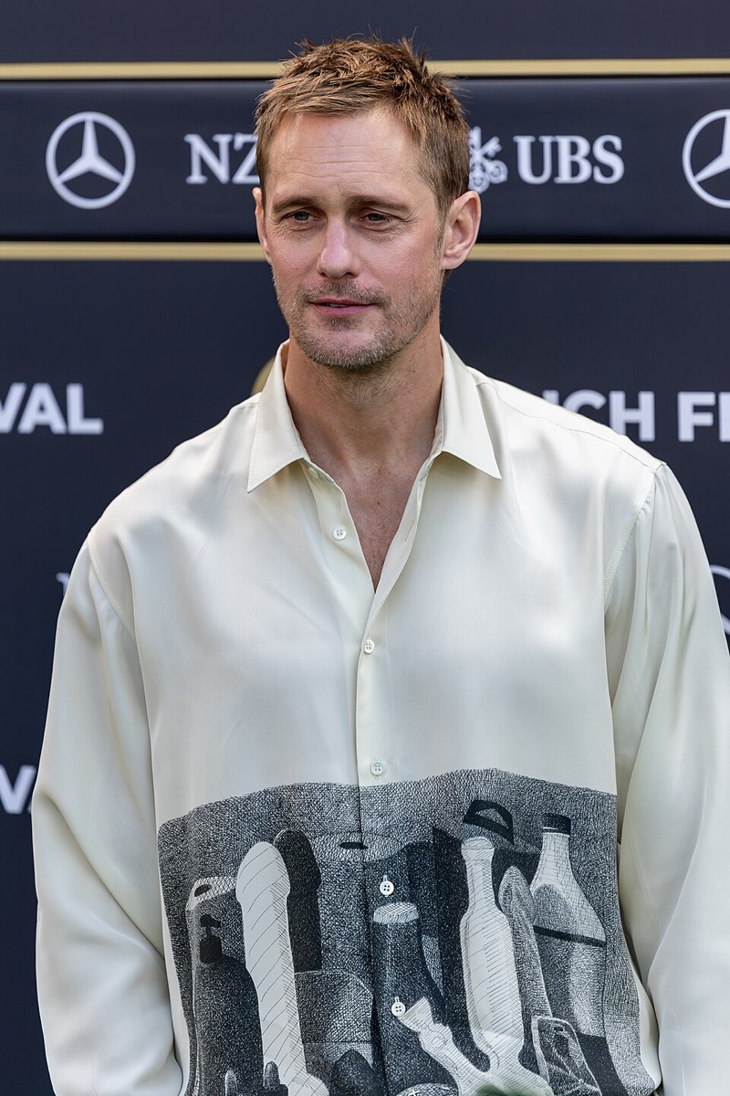 Alexander Skarsgård: Cream graphic silk shirt