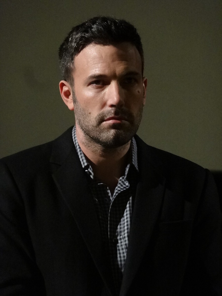 Ben Affleck: Black jacket and gingham shirt