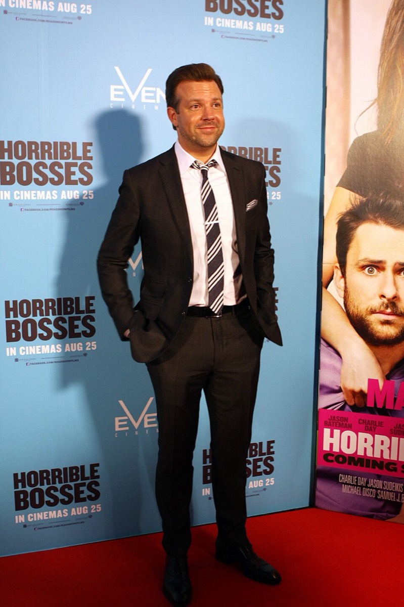 Jason Sudeikis: Black suit and striped tie