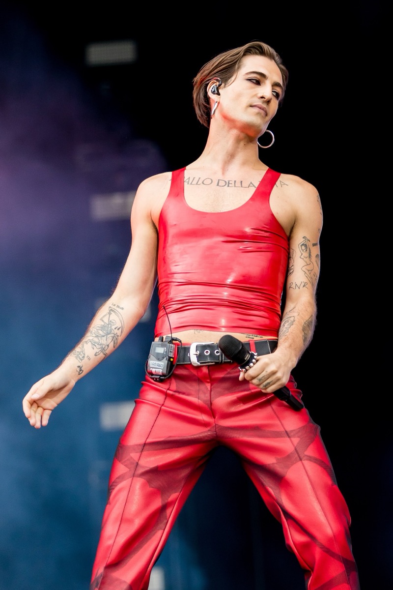 Damiano David: Red latex tank and red trousers